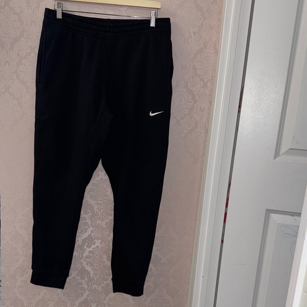 Nike Men’s Black Sweatpants with White Logo